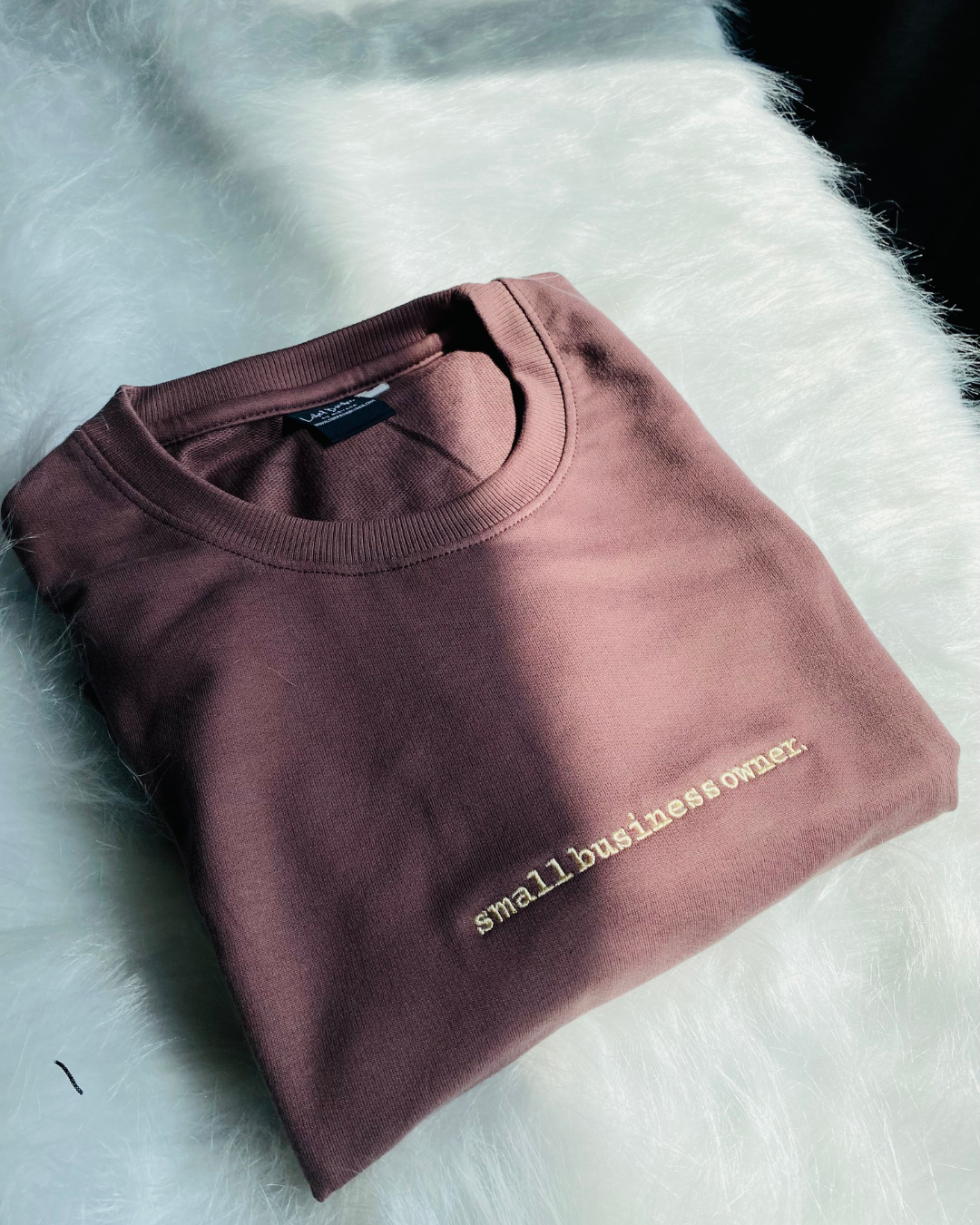 SMALL BUSINESS OWNER  EMBROIDERED OVERSIZED TSHIRT IN MOCHA