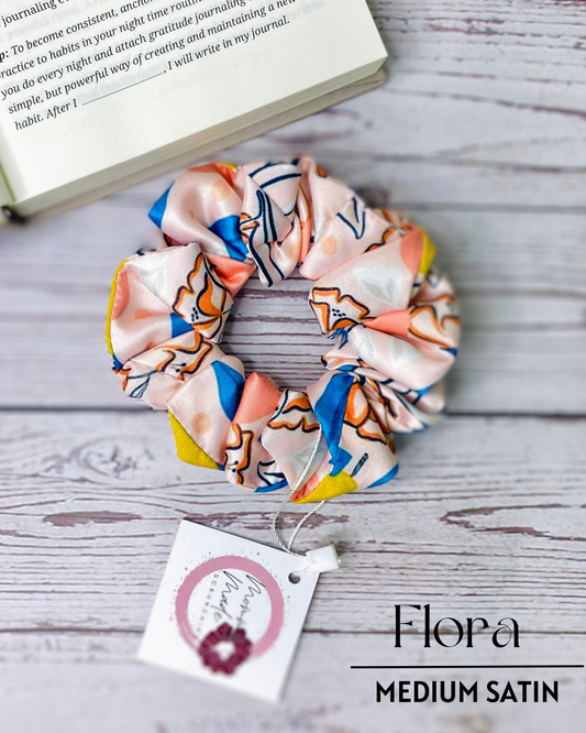 FIONA  - PREMIUM SATIN HAIR SCRUNCHIE IN MEDIUM