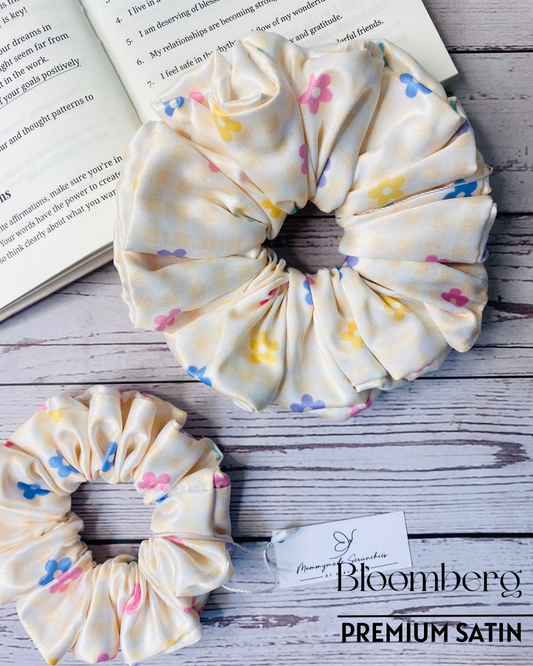 BLOOMBERG PREMIUM PRINTED SATIN SCRUNCHIE